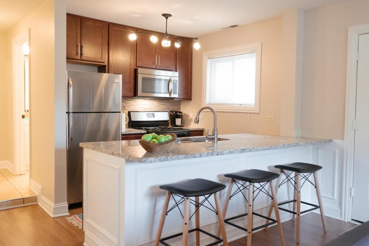 Cozy & Stylish 2Br Apt Near O'Hare Int'L Airport - Central Cozy Dunning المظهر الخارجي الصورة